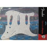 Pickguard, Stratocaster® S/S/S, 11-Hole Mount, White Pearl, 4-Ply