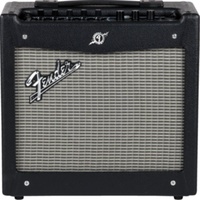 FENDER MUSTANG I  v2 (20w 8")
