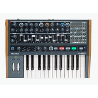 Arturia Minibrute 2 analogue synth with keyboard